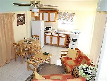 Caribbean Holiday Apartments Jennings 2*,