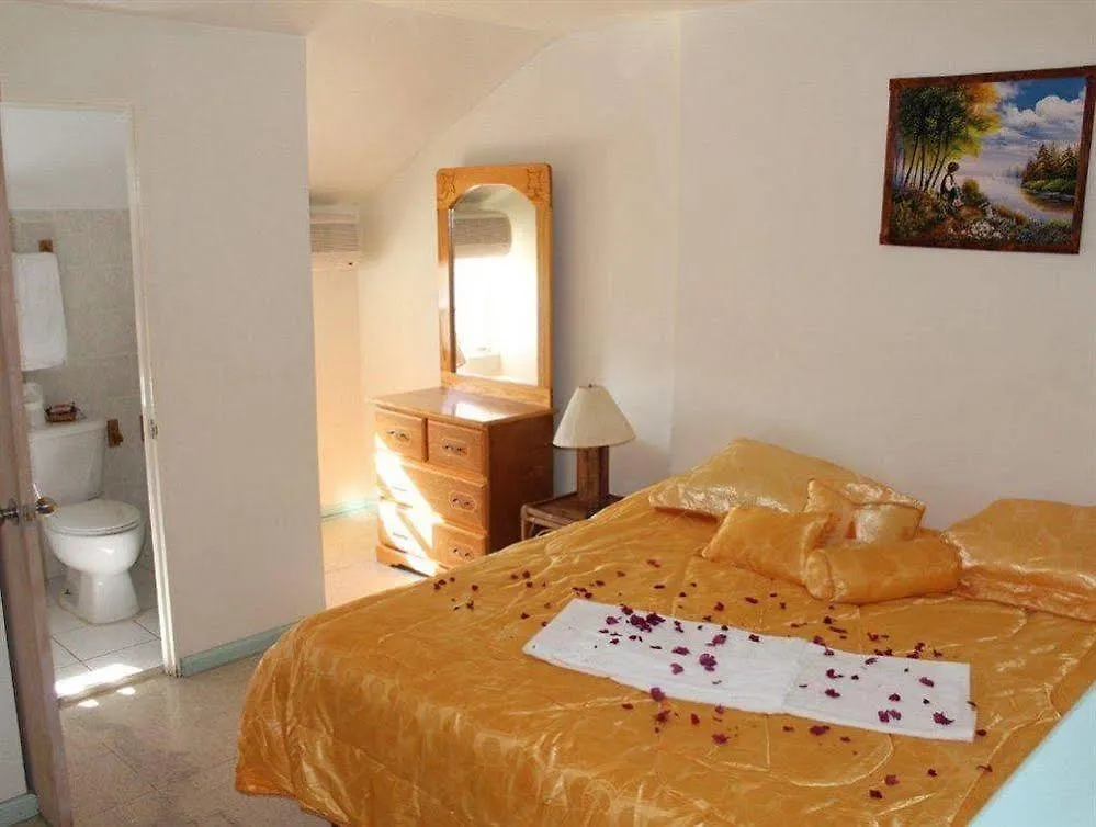 Caribbean Holiday Apartments Jennings Hotel